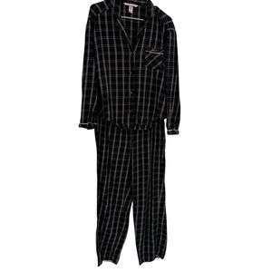 Victoria’s Secret Pajama Set Size M black Plaid 2 Piece Women Button Up flannel